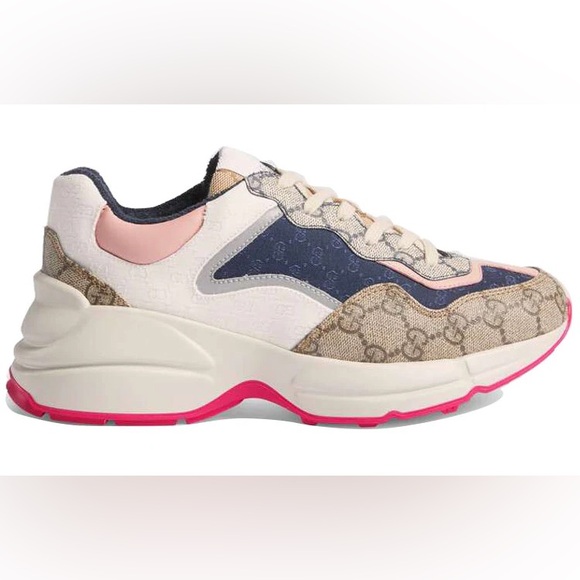 Gucci Women\'s Sneakers in Pink, Navy, and Beige